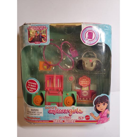 New 2010 Dora the Explorer Tech Tunes Accessories - Picture 1 of 4